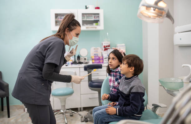 Best Periodontal (Gum) Disease Treatment  in Manitowoc, WI